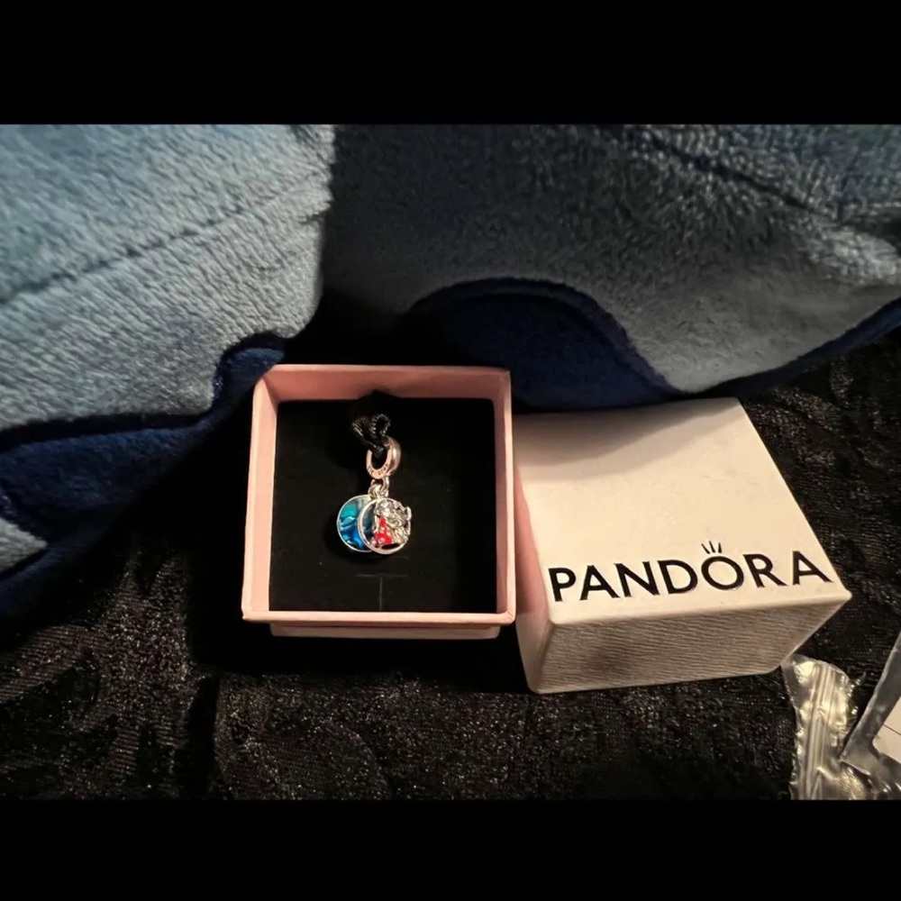 Pandora lilo and stitch family charm